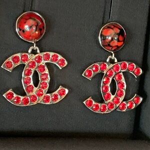Absolutely stunning, authentic, limited edition red/black large Chanel earrings